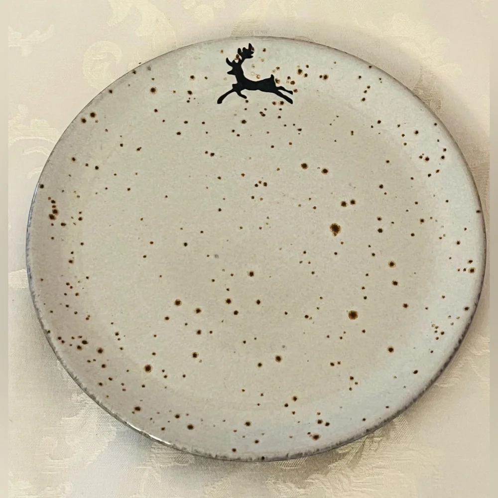 NWOB Pottery Barn Rustic Reindeer Terracotta Dinner Plates S/4 Christmas Holiday - Picture 6 of 16